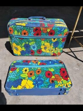 Vintage Floral Print Blue Travel Suitcases